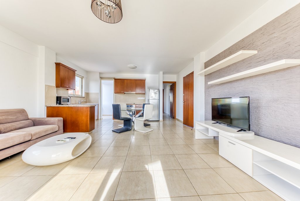 2 BR Apartment in Agios Nicolaos, Limassol | Photo 1