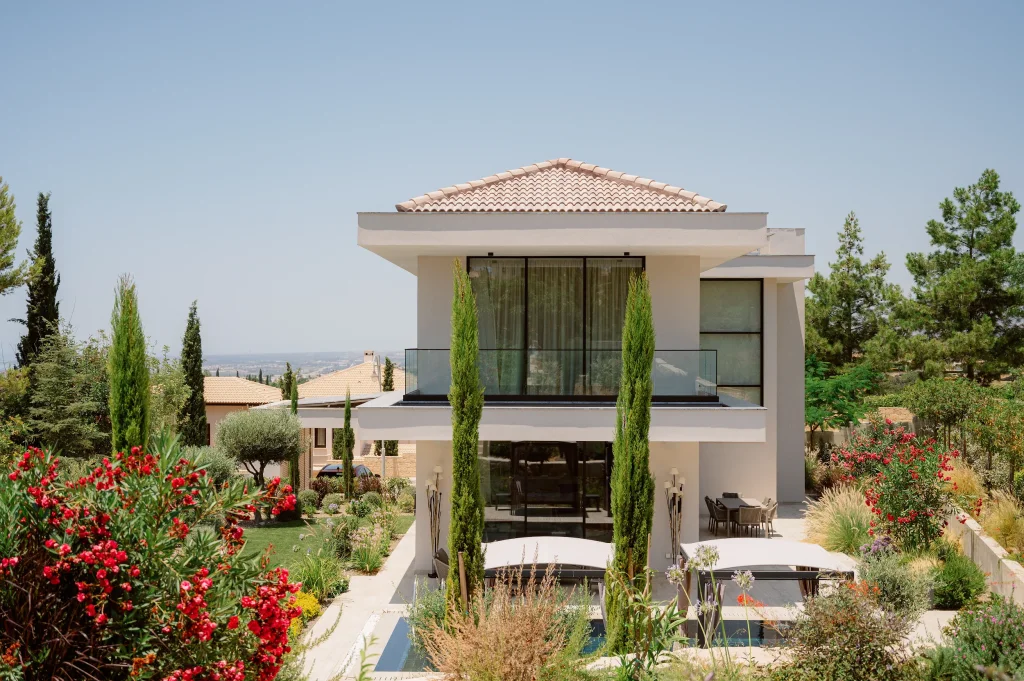 3 BR Luxury Villa in Kouklia, Paphos | Photo 1