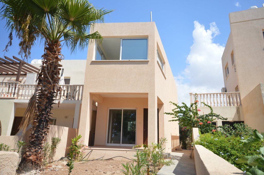 3 BR Villa in Tombs Of the Kings, Paphos | Photo 1