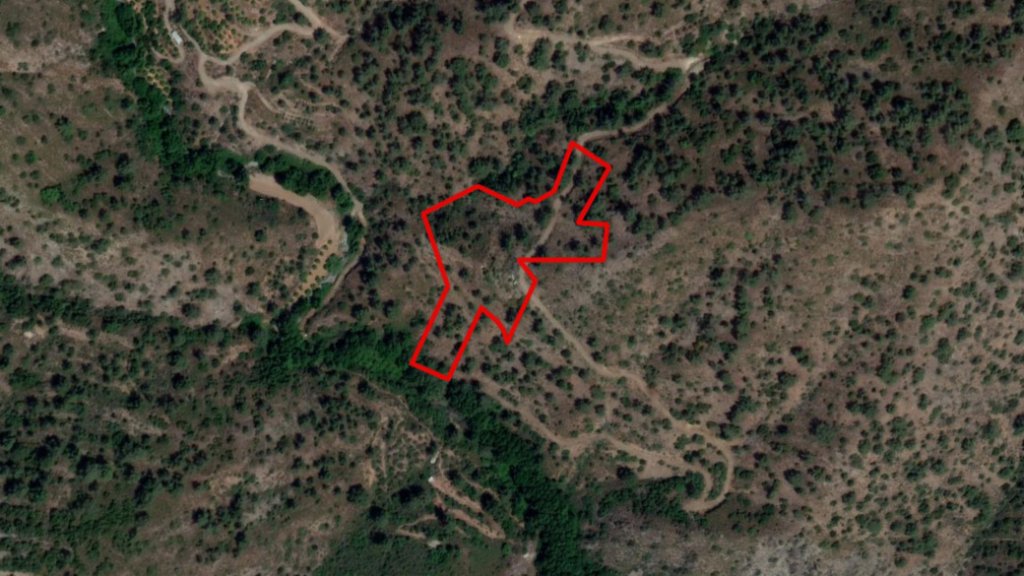 Field in Sykopetra, Limassol | Photo 1