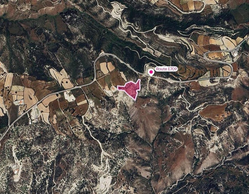 Agricultural field Pegeia, Paphos | Photo 1