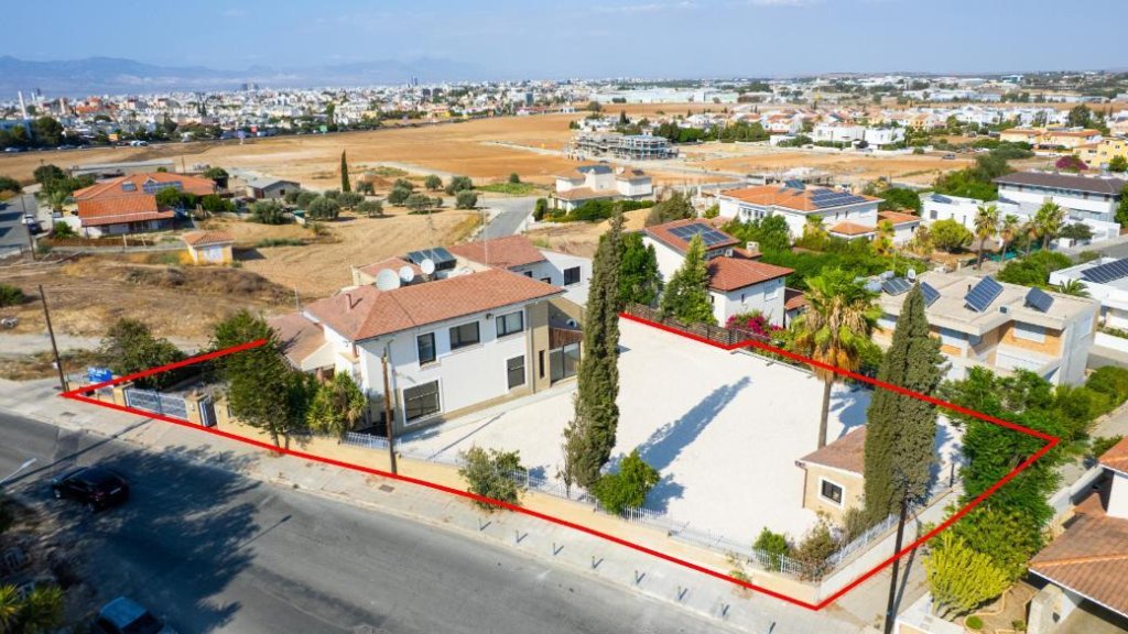 4 bedroom house in Agios Vasileios, Strovolos, Nicosia | Photo 1