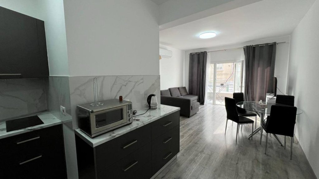 2 BR Apartment in Agios Tychonas, Limassol | Photo 1