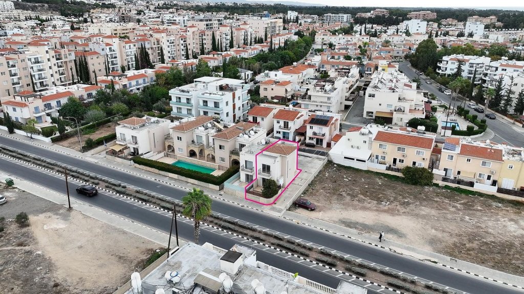 Two-storey, semi detached house, Universal area, Paphos | Photo 1