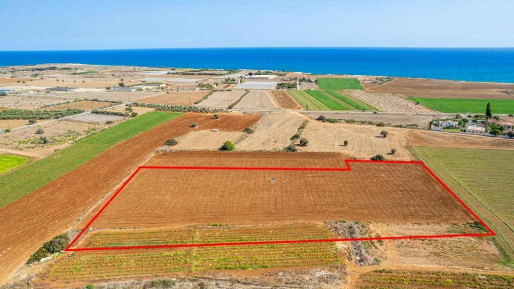 Touristic field in Alaminos, Larnaca | Photo 1