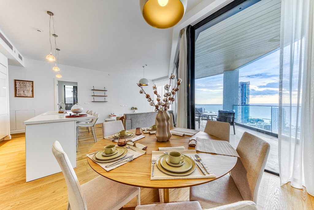 4 BR Apartment in Potamos Germasogeias, Limassol | Photo 1