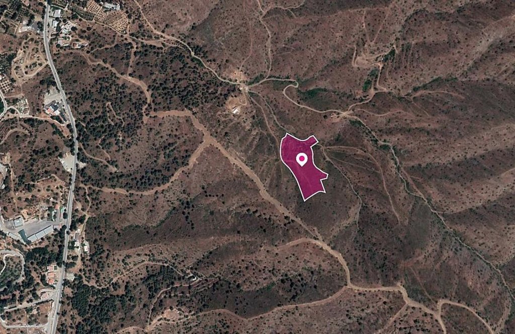 Special Protection Field in Evrychou, Nicosia | Photo 1