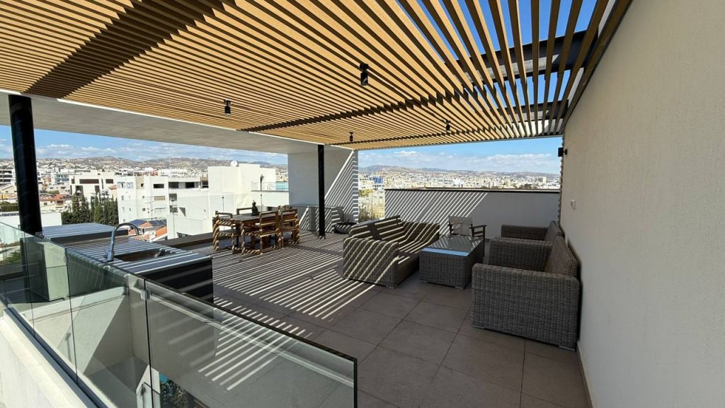 3 BR Penthouse in Agios Nektarios, Limassol | Photo 1