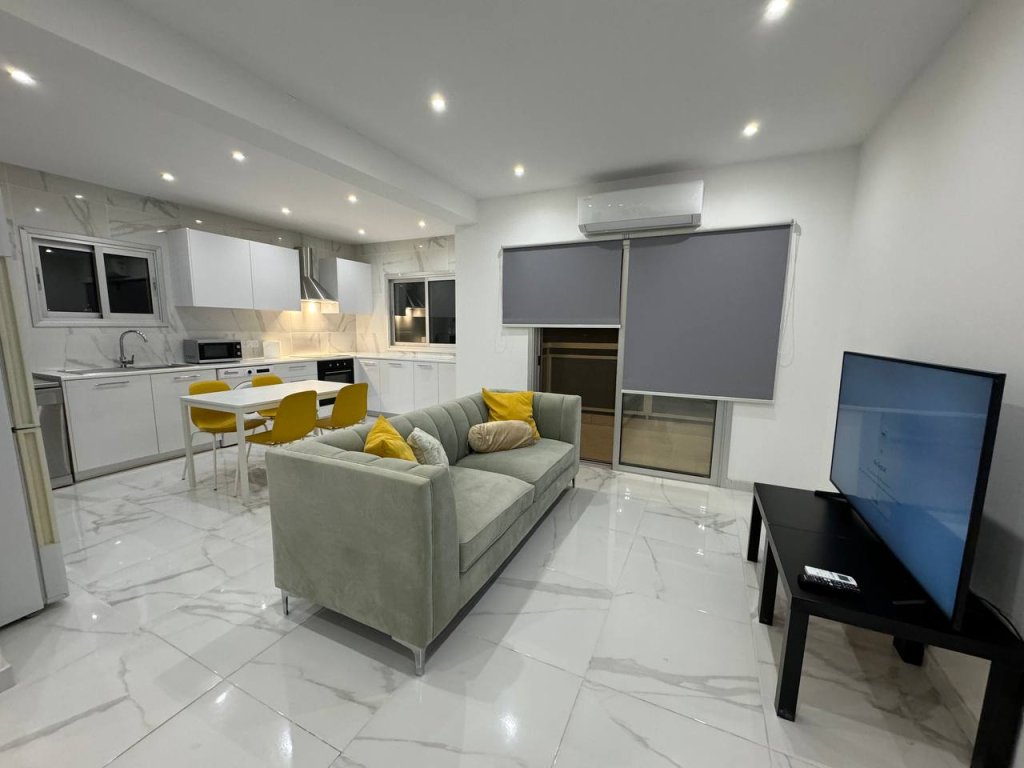 3 BR Apartment in Neapolis, Limassol | Photo 1