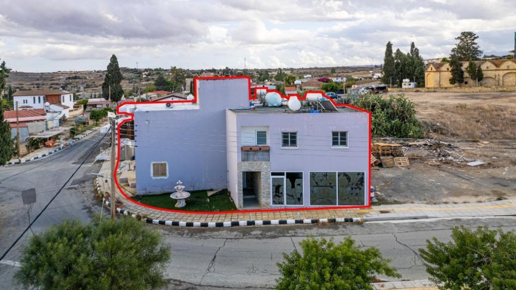 Two-storey mixed-use building in Deneia, Nicosia | Photo 1