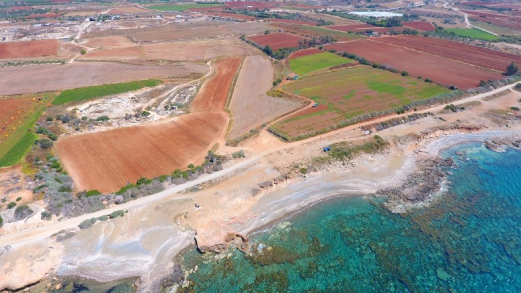 Beachfront Land in Ormidia, Larnaca | Photo 1