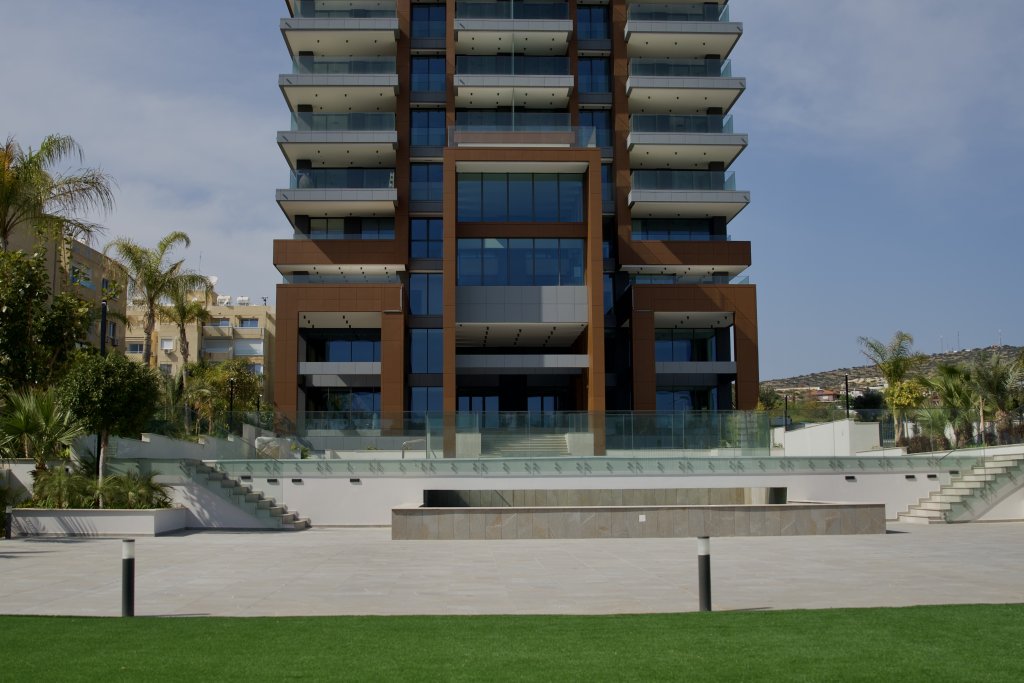 2 BR Apartment in Agios Tychonas | Photo 1