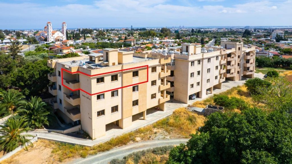 Incomplete 2 bedroom apartment in Polemidia, Limassol | Photo 1