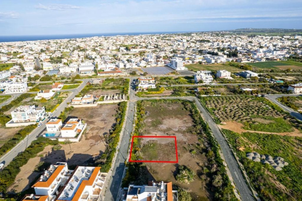 Residential plot in Paralimni, Famagusta | Photo 1