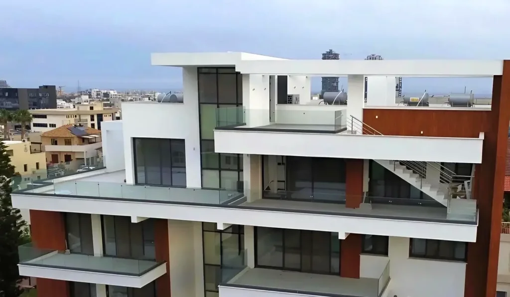 3 BR Penthouse in Columbia area, Limassol | Photo 1