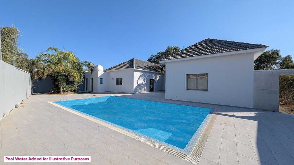Elegant Detached Home with Pool in Moni, Limassol | Photo 1
