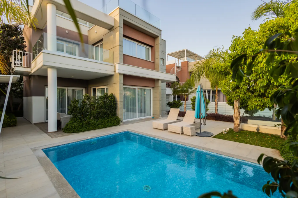 3 BR Detached House in Mouttagiaka, Limassol | Photo 1