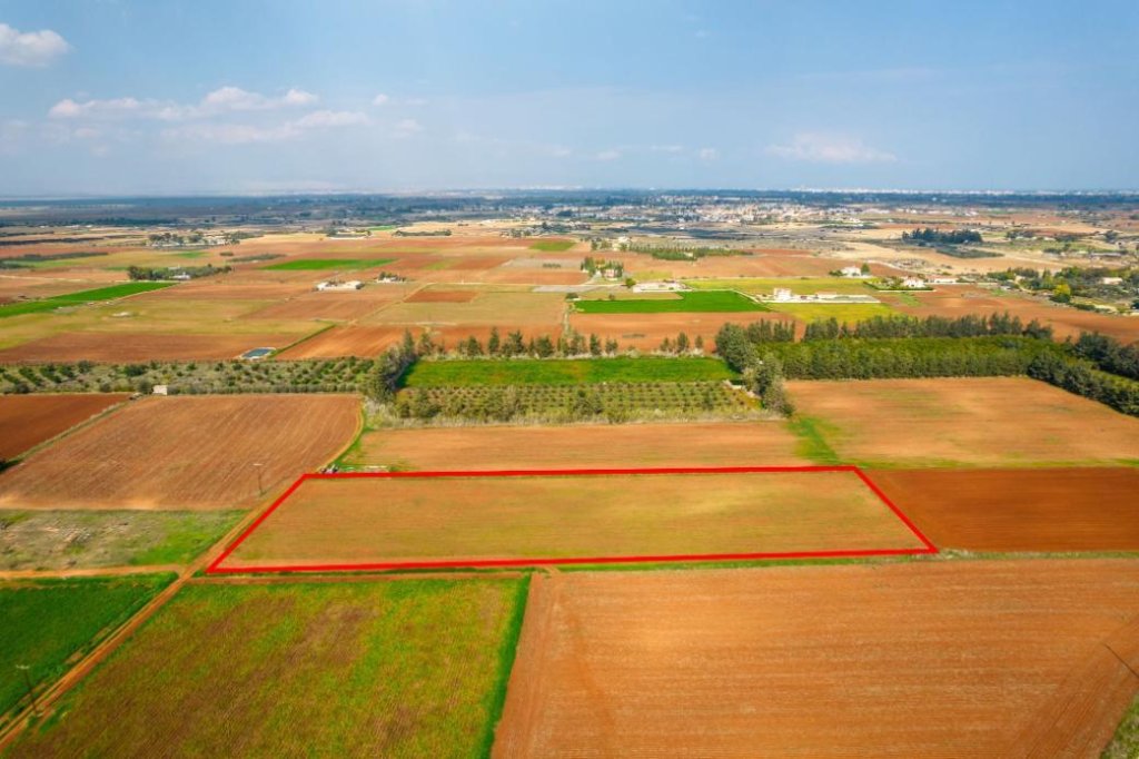 Agricultural field in Frenaros, Famagusta | Photo 1