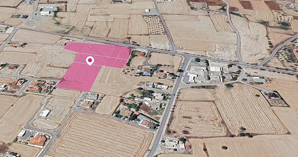 (Share) Three Residential Fields in Athienou, Larnaca | Photo 1