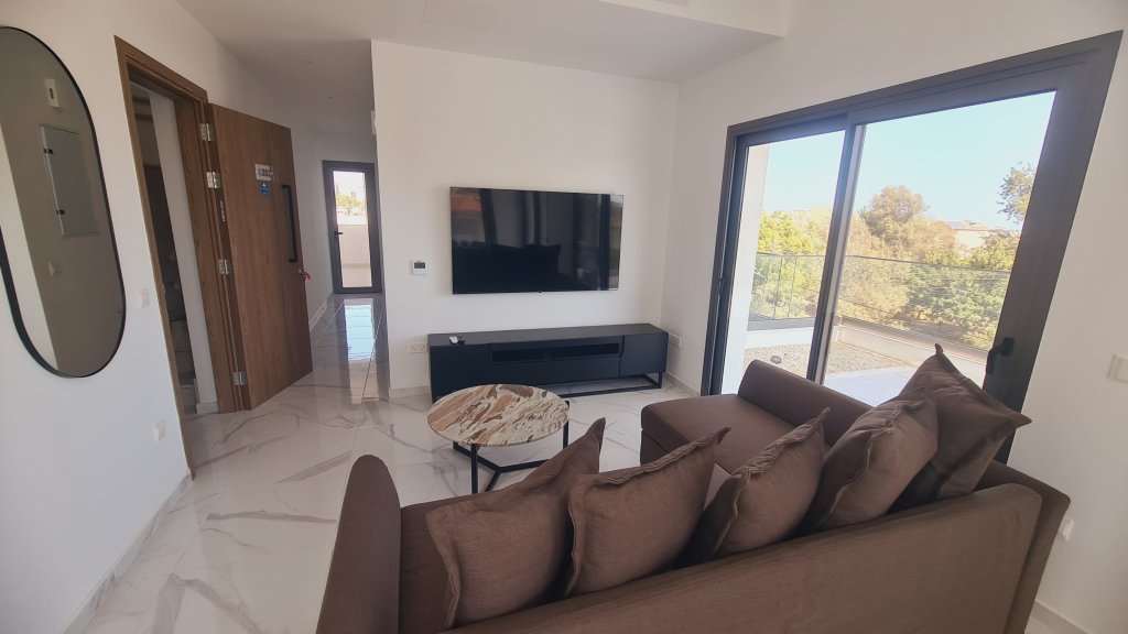 2+1 BR Apartment in Zakaki, Limassol | Photo 1