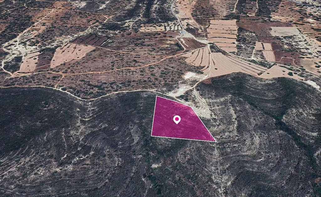 Special Protection Zoned Field in Kato Kivides, Limassol | Photo 1