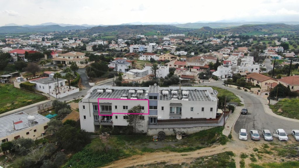 Two bedroom apartment in Tseri, Nicosia | Photo 1