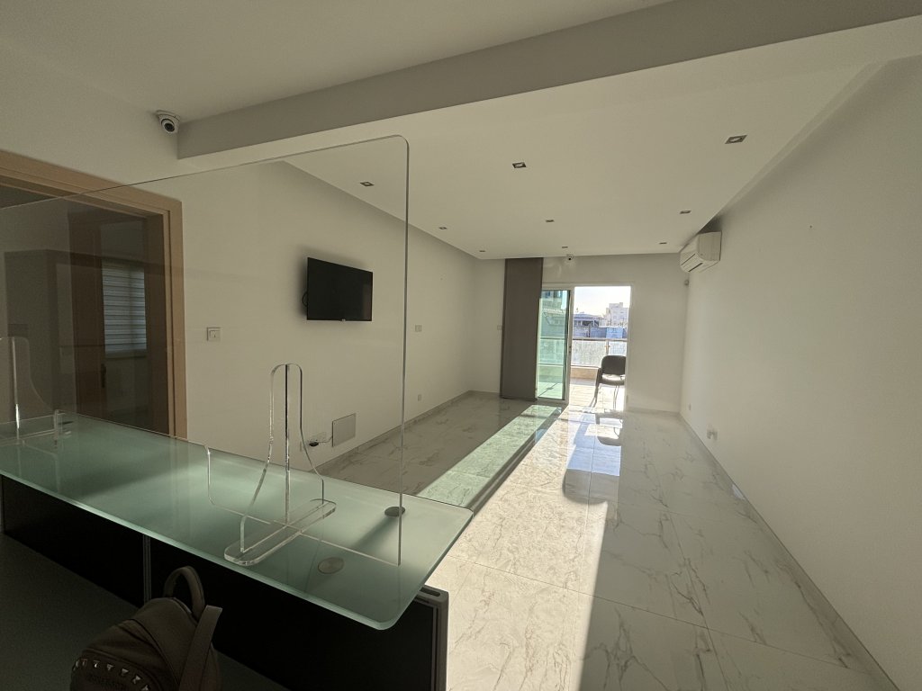 Office Petrou Kai Pavlou, Limassol | Photo 1