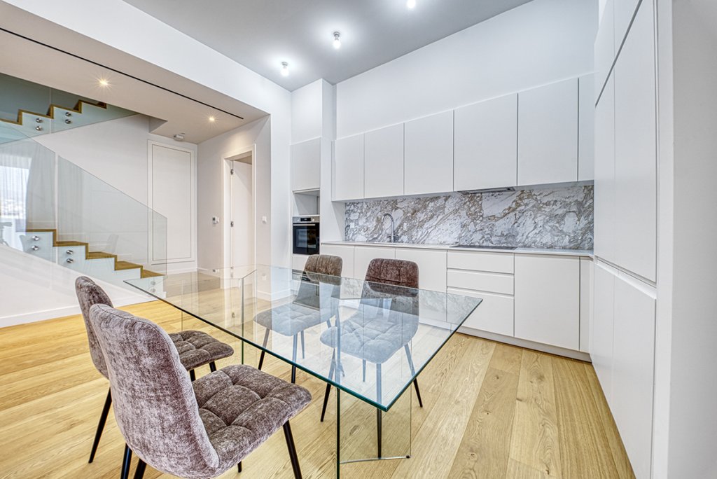 4 BR Penthouse with private pool in Potamos Germasogeias, Limassoll | Photo 1