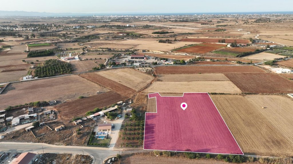 Agricultural field in Frenaros, Ammochostos | Photo 1