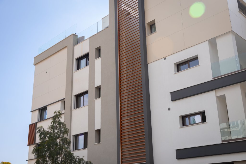 2 BR Apartment in Limassol | Photo 1
