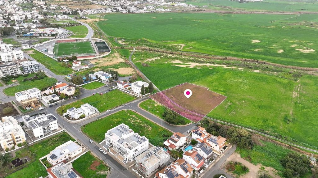 (Share) Residential field in Aglantzia Nicosia | Photo 1