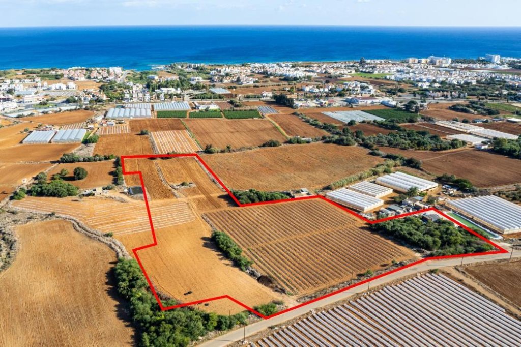 Shared residential field in Paralimni, Famagusta | Photo 1