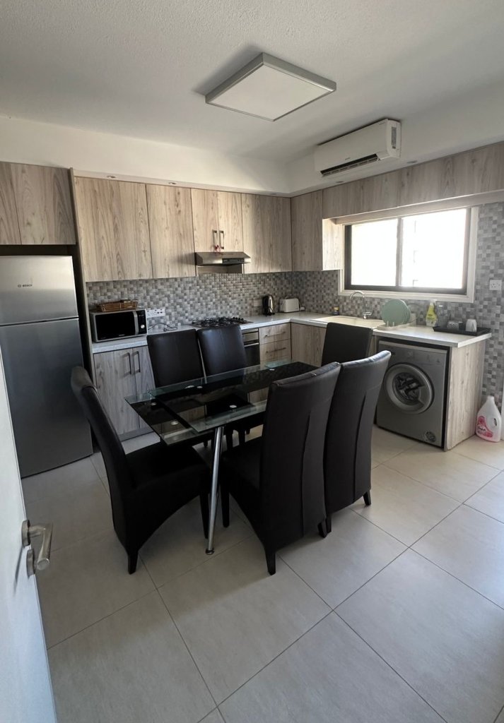 3 BR Apartment in Neapolis, Limassol | Photo 1