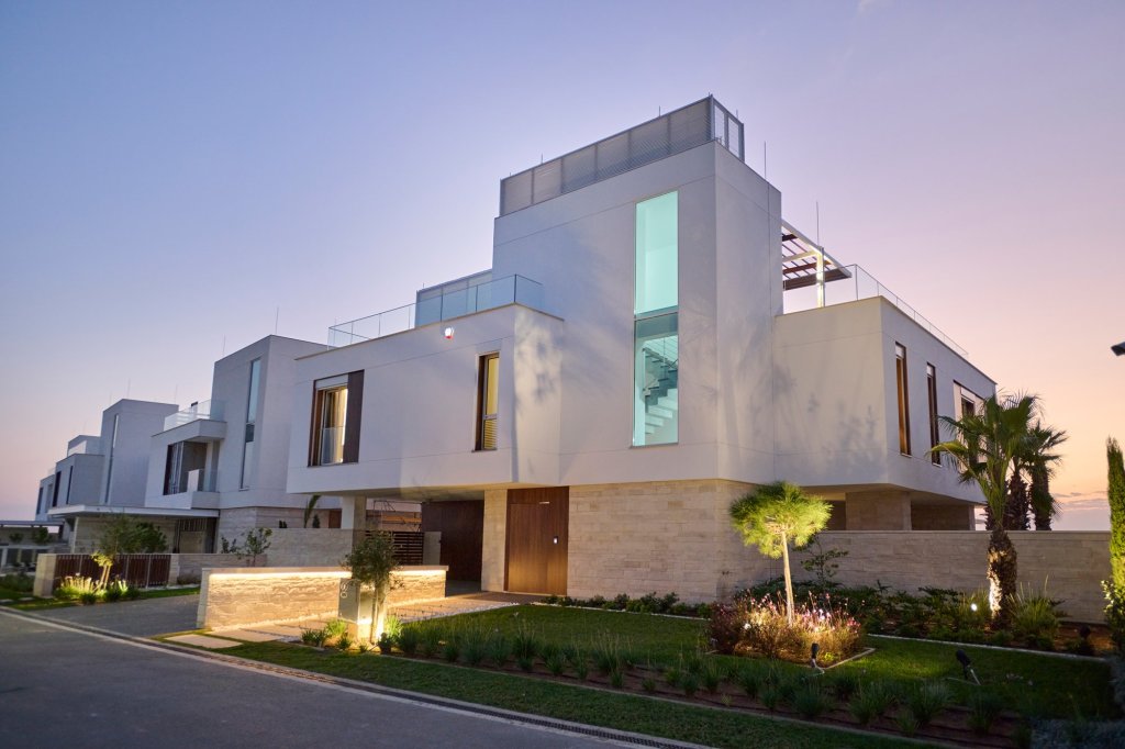 5 BR Villa in Agia Napa, Famagusta | Photo 1