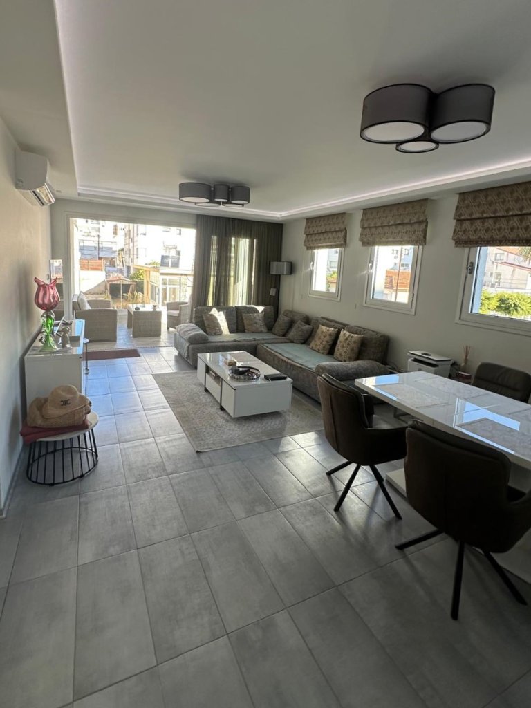 2 BR Apartment in Neapolis, Limassol | Photo 1