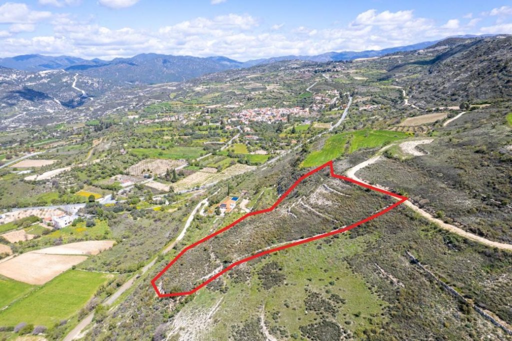 Agricultural field in Praitori, Paphos | Photo 1