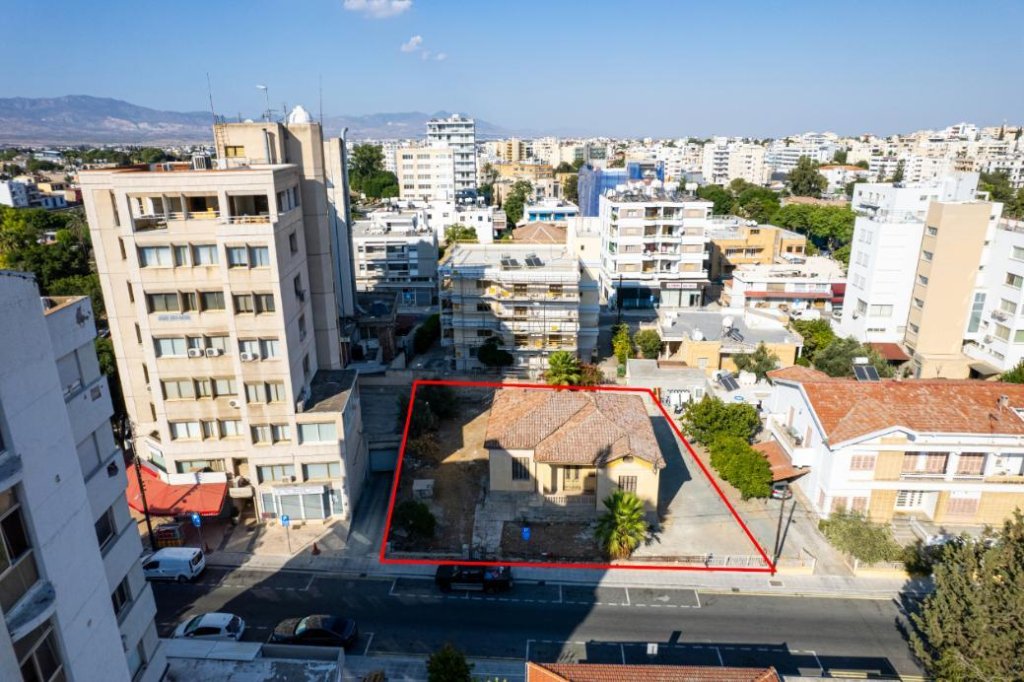 Commercial plot in Agios Antonios, Nicosia | Photo 1