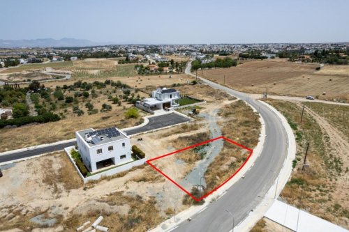 Residential plot under division in Latsia, Nicosia - Image 1