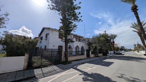 Two-storey detached residence in Agios Andreas quarter, Nicosia - Image 1