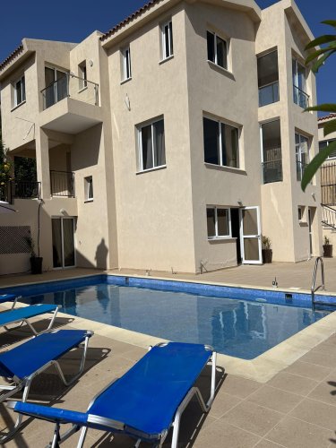 6 BR Villa in Pegeia, Paphos - Image 1