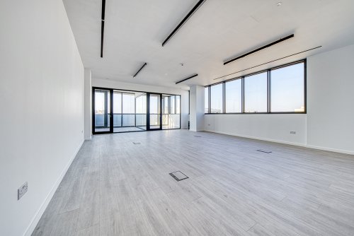 Office in business centre in Agia Zoni, Limassol - Image 1