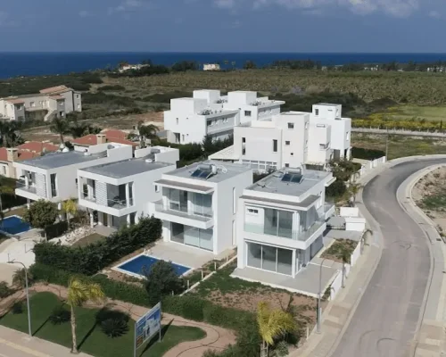 3 BR Villa in Pegeia - Image 1