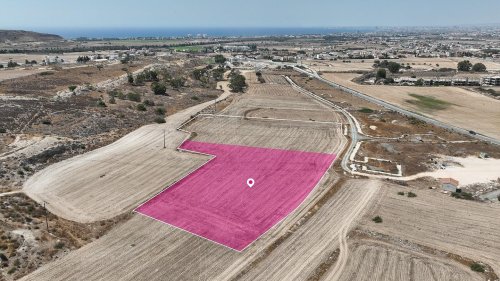Share of Residential field in  Pyla, Larnaca - Image 1