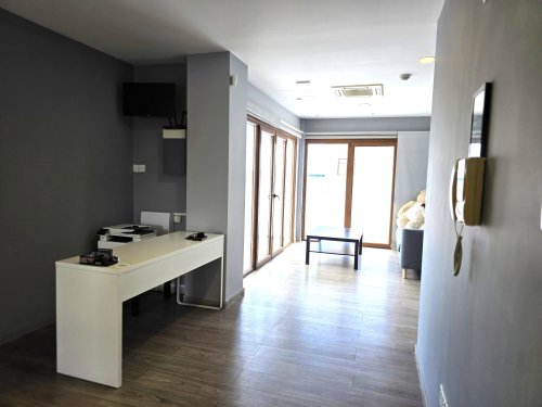 Офис 232 м² в аренду в Agios Athanasios, Limassol, 4102
