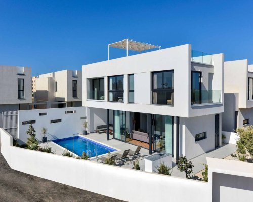 Villa for sale 201 m² in Pernera, Famagusta, 5295