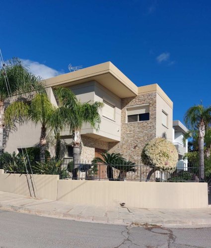 4 BR House in Anthoupoli, Limassol - Image 1