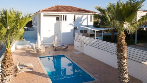 3 BR Villa in Pernera, Famagusta - Image 1