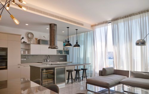 3 BR Luxury Apartment in Agios Tychonas, Limassol - Image 1