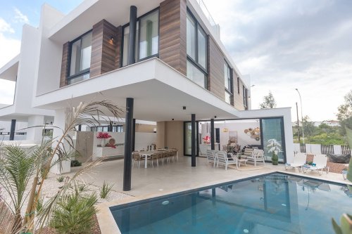 4 BR Villa in Paralimni, Famagusta - Image 1