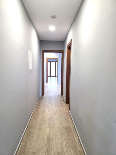 Офис 232 м² в аренду в Agios Athanasios, Limassol, 4102